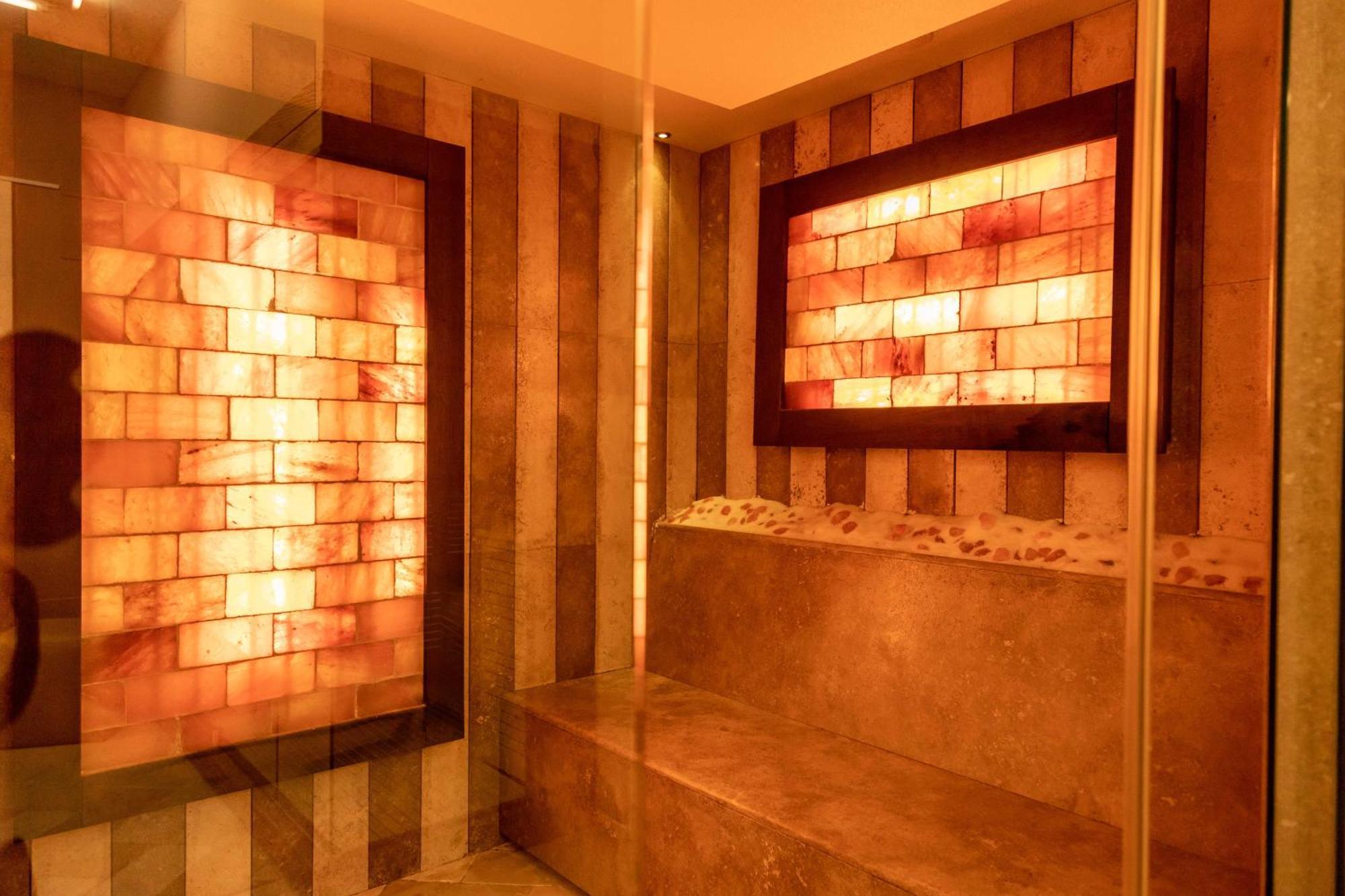 ホテル Ah Premium Baia Dei Faraglioni マッティナータ エクステリア 写真