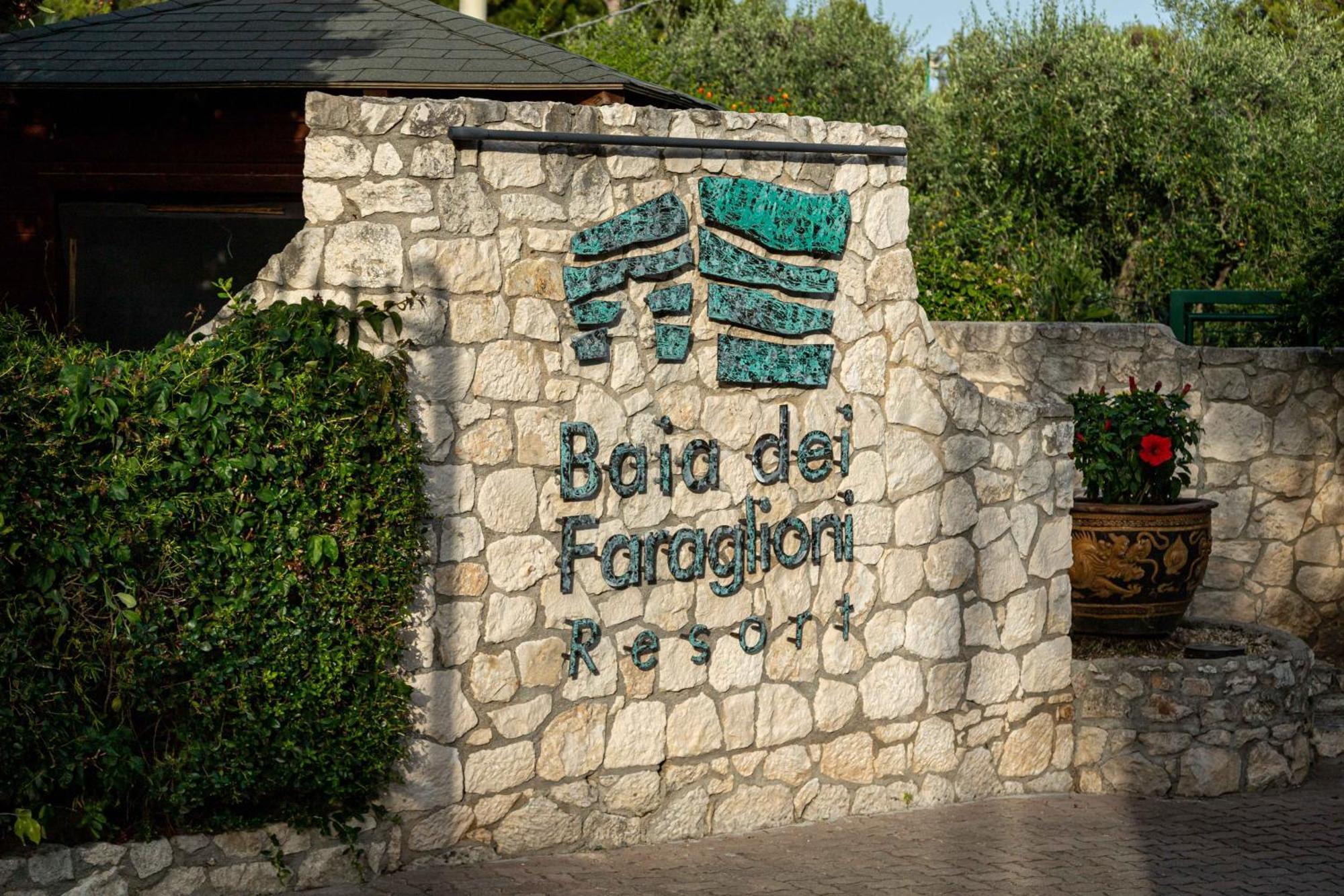 ホテル Ah Premium Baia Dei Faraglioni マッティナータ エクステリア 写真